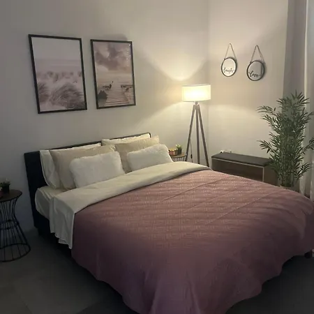 George House Apartmán *